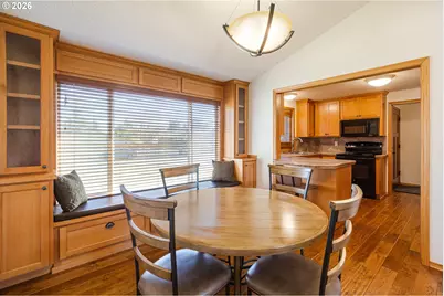 913 S Fir Ct, Canby, OR 97013 - Photo 8