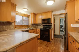 913 S Fir Ct, Canby, OR 97013 - Photo 4