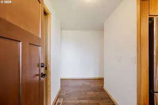 913 S Fir Ct, Canby, OR 97013 - Photo 2