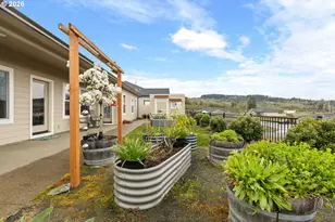 888 Medina Ave, Sutherlin, OR 97479 - Photo 38