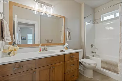 888 Medina Ave, Sutherlin, OR 97479 - Photo 32