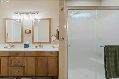 888 Medina Ave, Sutherlin, OR 97479 - Photo 26