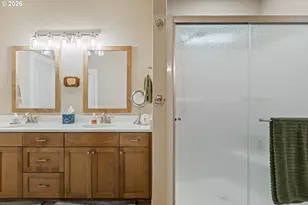 888 Medina Ave, Sutherlin, OR 97479 - Photo 26