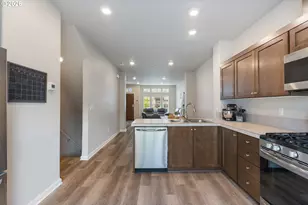 11449 SW Mont Blanc St, Wilsonville, OR 97070 - Photo 12