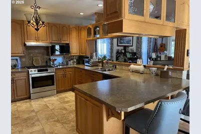 88098 Riverview Ave, Mapleton, OR 97453 - Photo 6