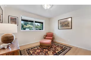1825 SW Glenview Ave, Portland, OR 97225 - Photo 28