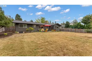 1825 SW Glenview Ave, Portland, OR 97225 - Photo 30
