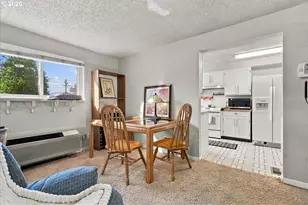 60 NE 23rd St, Gresham, OR 97030 - Photo 10