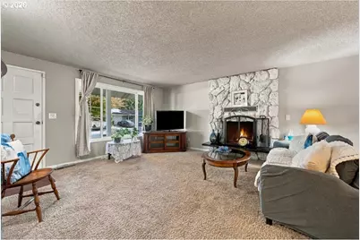 60 NE 23rd St, Gresham, OR 97030 - Photo 6