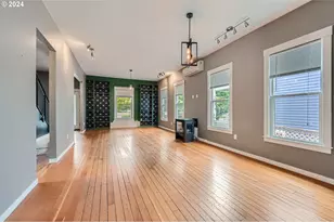 9116 N Willamette Blvd, Portland, OR 97203 - Photo 8