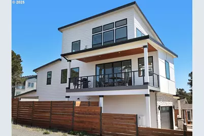 210 15th Ave, Seaside, OR 97138 - Photo 44