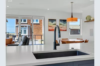 210 15th Ave, Seaside, OR 97138 - Photo 20