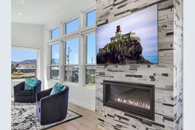 210 15th Ave, Seaside, OR 97138 - Photo 32