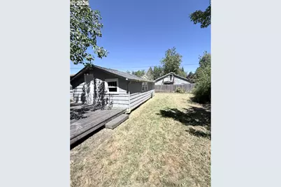 2461 Potter St, Eugene, OR 97405 - Photo 8