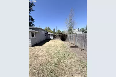 2461 Potter St, Eugene, OR 97405 - Photo 12