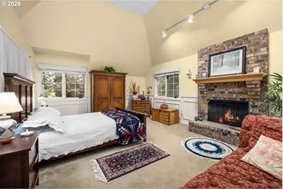 6340 SW Camelot Ln, Portland, OR 97219 - Photo 24