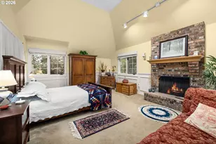 6340 SW Camelot Ln, Portland, OR 97219 - Photo 24