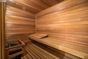 6340 SW Camelot Ln, Portland, OR 97219 - Photo 28