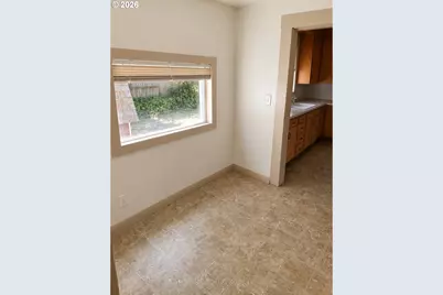 835 Anderson Ln, Springfield, OR 97477 - Photo 6