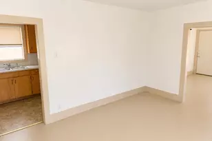 835 Anderson Ln, Springfield, OR 97477 - Photo 8