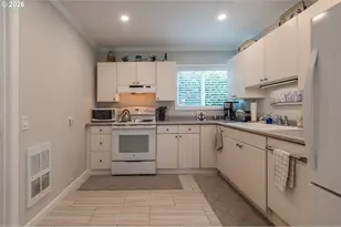 875 Elmira Ave, Bandon, OR 97411 - Photo 24