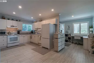 875 Elmira Ave, Bandon, OR 97411 - Photo 26