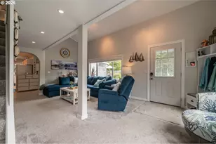875 Elmira Ave, Bandon, OR 97411 - Photo 12
