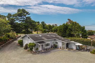 875 Elmira Ave, Bandon, OR 97411 - Photo 4