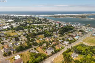 875 Elmira Ave, Bandon, OR 97411 - Photo 44