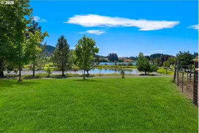 1750 Plat I Rd, Sutherlin, OR 97479 - Photo 38