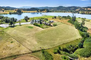 1750 Plat I Rd, Sutherlin, OR 97479 - Photo 2