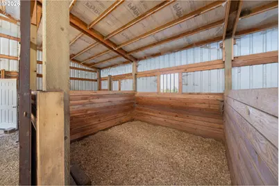 1750 Plat I Rd, Sutherlin, OR 97479 - Photo 44
