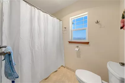 1750 Plat I Rd, Sutherlin, OR 97479 - Photo 26