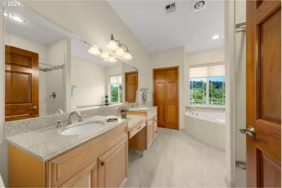 1750 Plat I Rd, Sutherlin, OR 97479 - Photo 18