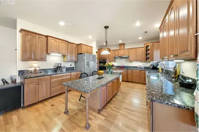 1750 Plat I Rd, Sutherlin, OR 97479 - Photo 10