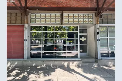 600 NW Naito Pkwy #E, Portland, OR 97209 - Photo 2