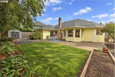672 NE Valarie Ct, Hillsboro, OR 97124 - Photo 48
