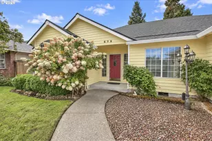 672 NE Valarie Ct, Hillsboro, OR 97124 - Photo 2