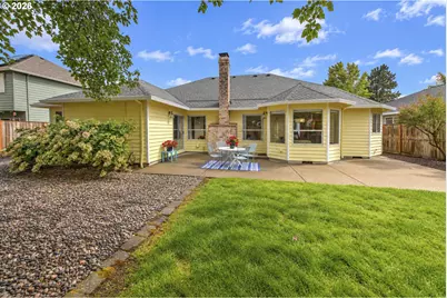 672 NE Valarie Ct, Hillsboro, OR 97124 - Photo 44