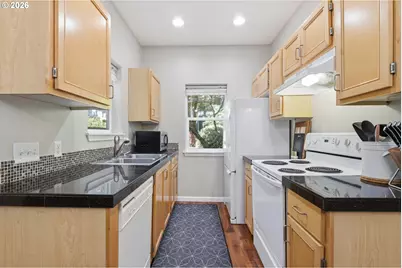 1153 NE Arroyo Ave, Hillsboro, OR 97006 - Photo 14