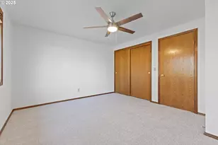 1200 E Johnson Ct, Newberg, OR 97132 - Photo 14