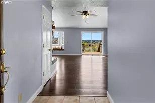 3249 NE Yellowpine Rd, Prineville, OR 97754 - Photo 6