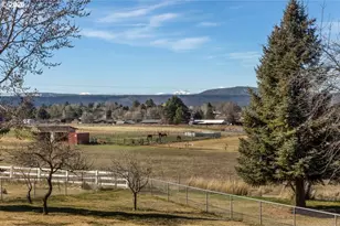 3249 NE Yellowpine Rd, Prineville, OR 97754 - Photo 38
