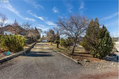 3249 NE Yellowpine Rd, Prineville, OR 97754 - Photo 30