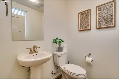 1786 NW Landon St, McMinnville, OR 97128 - Photo 16