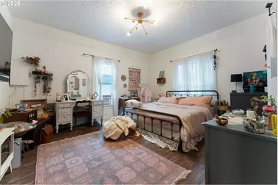 5533 S Kelly Ave, Portland, OR 97239 - Photo 18