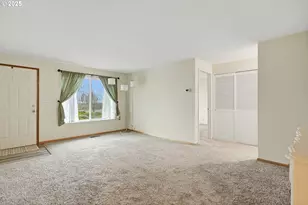 616 D St, Dallesport, WA 98617 - Photo 10