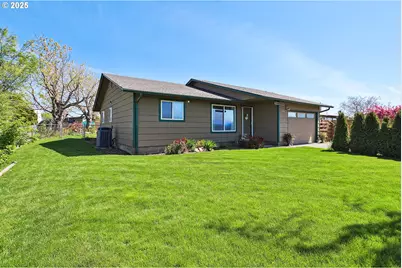616 D St, Dallesport, WA 98617 - Photo 42