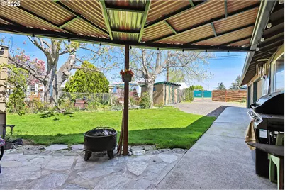 616 D St, Dallesport, WA 98617 - Photo 34