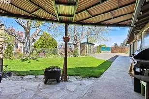 616 D St, Dallesport, WA 98617 - Photo 34